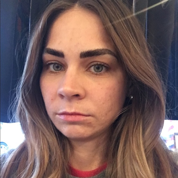 Meet your Posher, Mallory - Picture 1 of 1